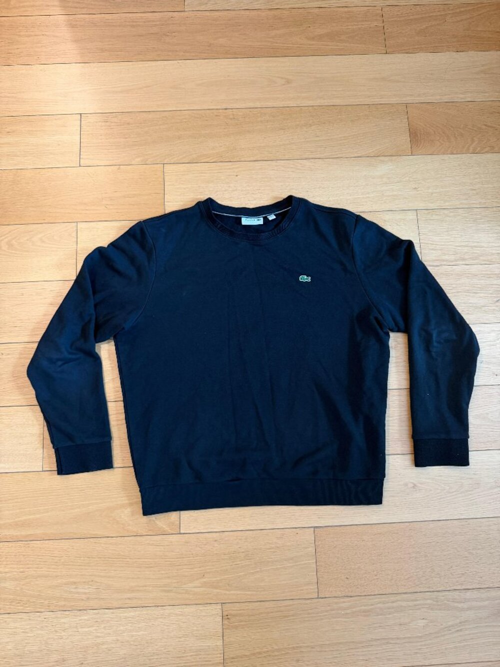 MINT/AUTHENTIC Lacoste Crewneck Sweatshirt